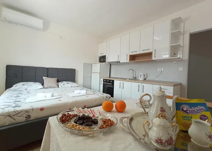 Sun Studio Apartment