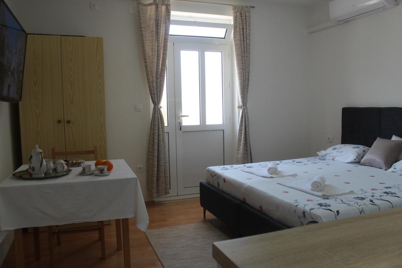 Sun Apartment